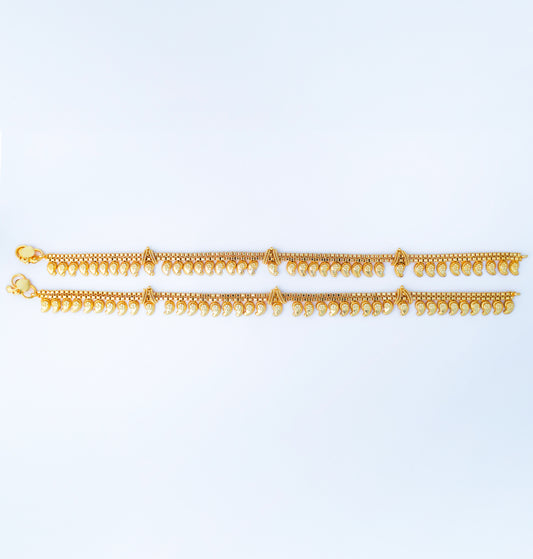 Gold Manga Anklet Set